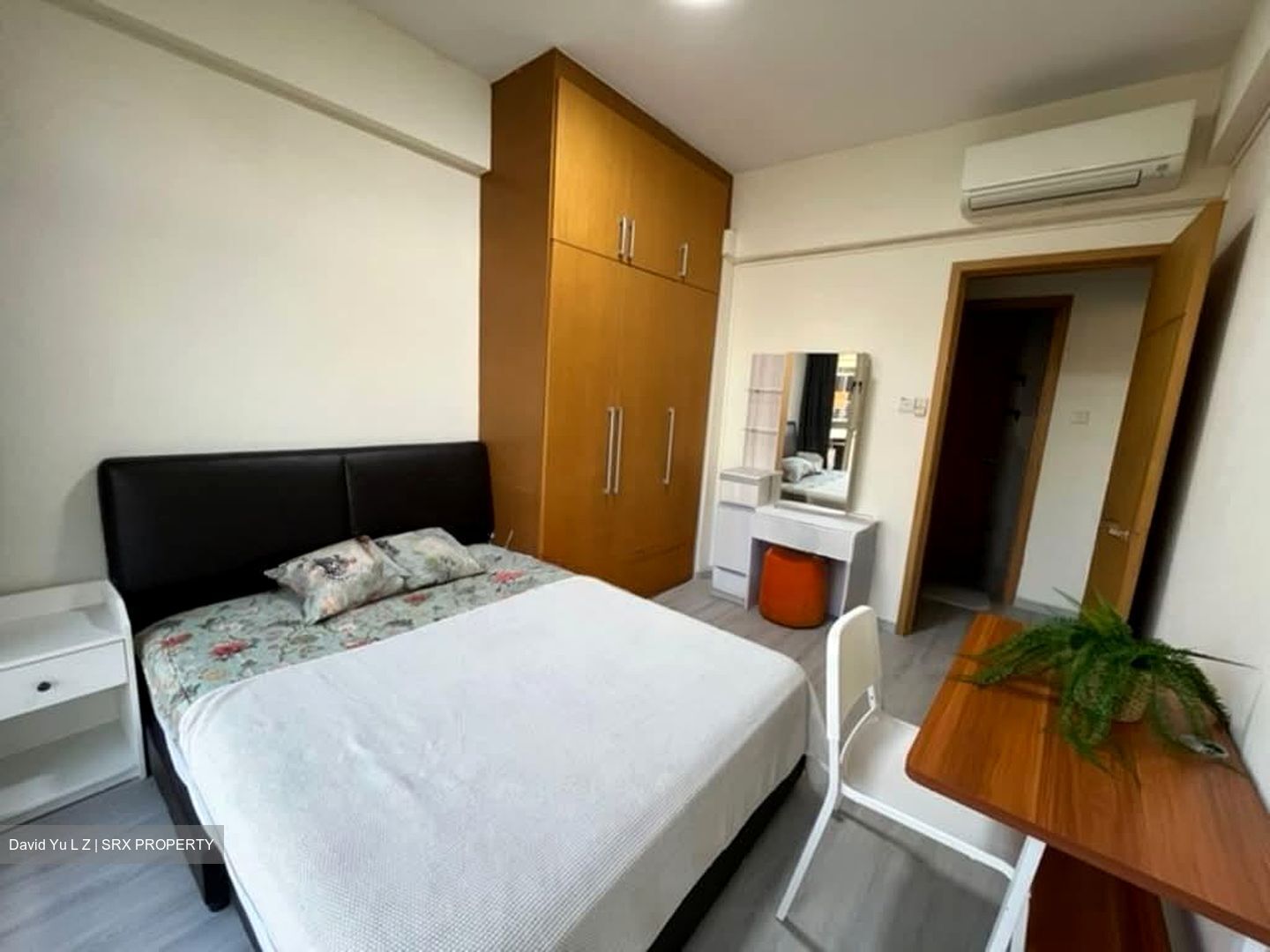 Sims Green (D14), Apartment #561578041